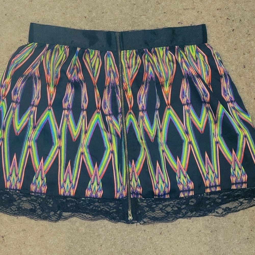 Funky print, short zip-front, Skirt